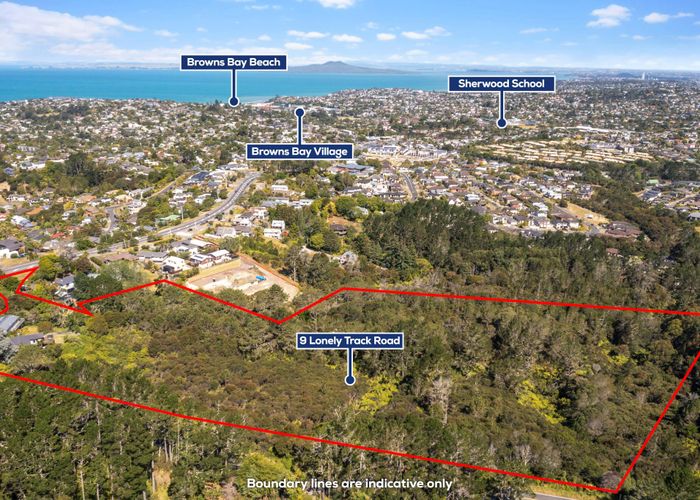  at 9 Lonely Track Road, Fairview Heights, North Shore City, Auckland