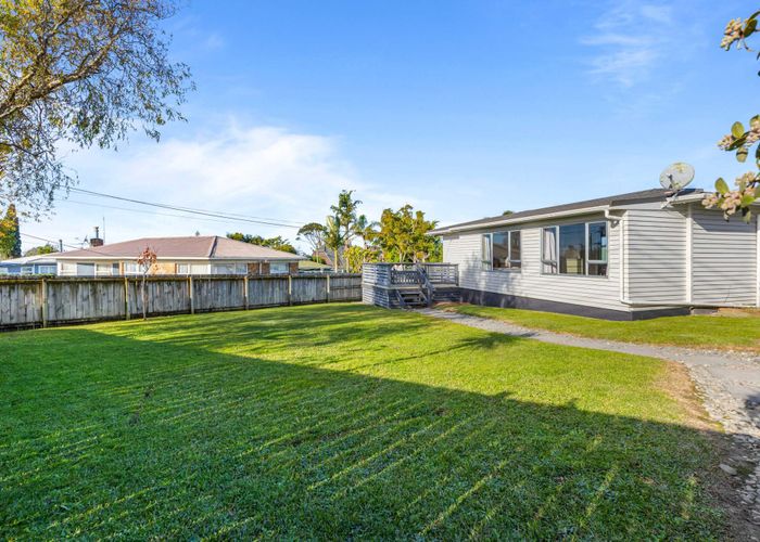  at 84 Glengarry Road, Glen Eden, Waitakere City, Auckland