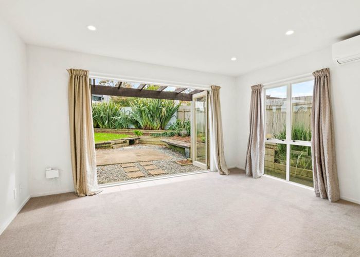  at 6 Nile Road, Milford, North Shore City, Auckland