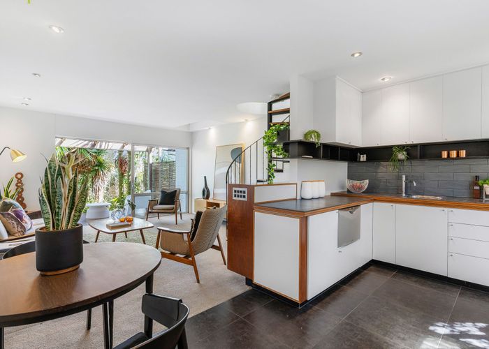  at 4/10 George Street, Mount Eden, Auckland