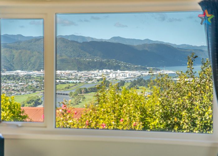  at 2 Taka Grove, Normandale, Lower Hutt