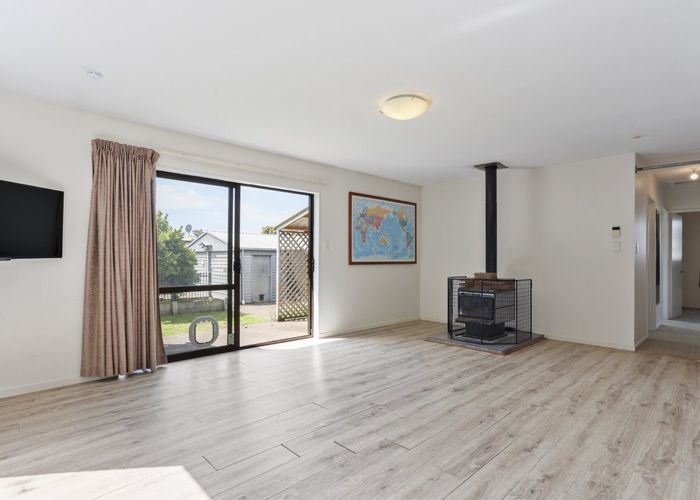  at 2/156 Canon Street, Edgeware, Christchurch City, Canterbury