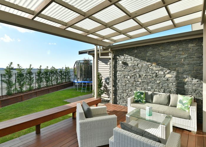  at 27 Manuel Road, Silverdale, Silverdale