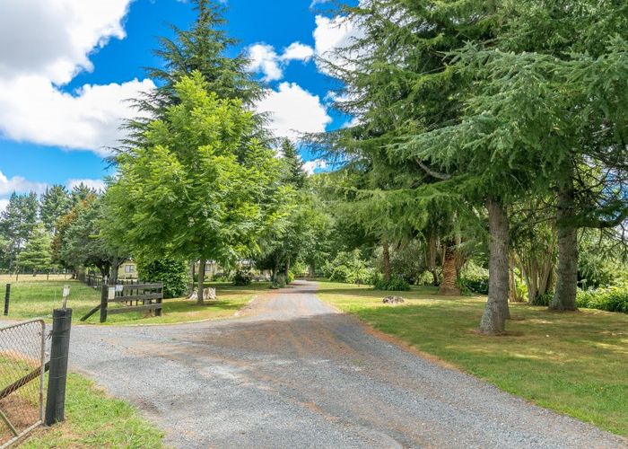  at 202 Pickering Road, Cambridge