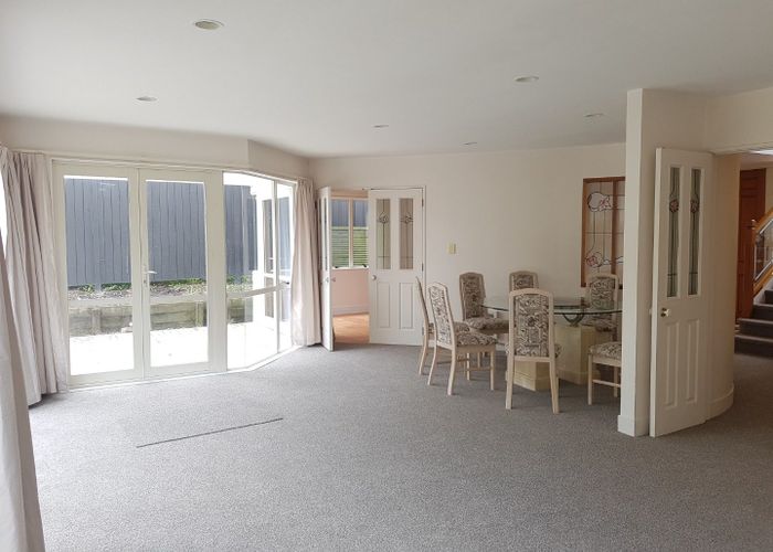  at 5 Kenmure Avenue, Forrest Hill, North Shore City, Auckland