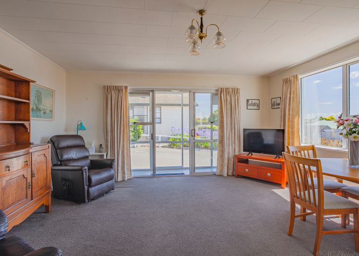  at 1/136 North Street, Seaview, Timaru