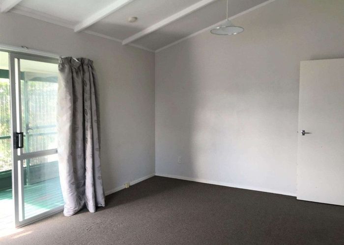  at 72 Vodanovich Road, Te Atatu South, Waitakere City, Auckland