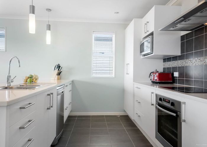  at 11B Nimstedt Avenue, Oteha, Auckland