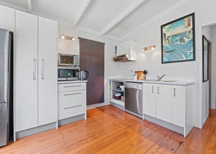  at 2/237 Rangatira Road, Beach Haven, North Shore City, Auckland