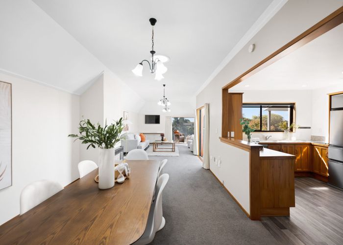  at 4/100 Beerescourt Road, Beerescourt, Hamilton, Waikato