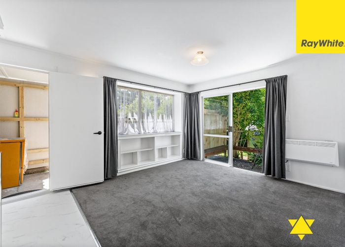  at Flat/102 Glendale Road, Glen Eden, Waitakere City, Auckland