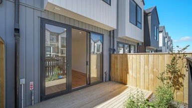  at 40 Waipuhinui Way, Wiri, Auckland