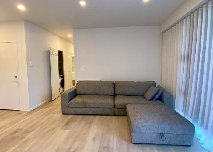  at 203/36C Greenslade Crescent, Northcote, Auckland