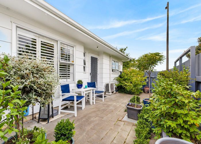  at 1/79 Meeanee Road, Taradale, Napier, Hawke's Bay