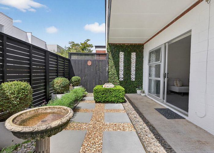  at 3/8 Wolsley Avenue, Milford, North Shore City, Auckland