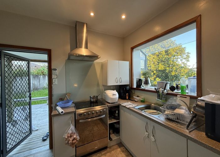  at 3 Scout Ave, Mount Roskill, Auckland City, Auckland