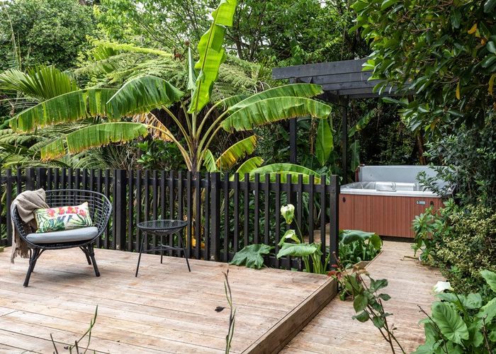  at 42A Glenfern Road, Mellons Bay, Manukau City, Auckland