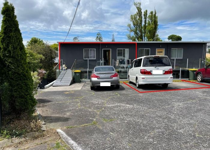  at 3/7 Alston Avenue, Kelston, Waitakere City, Auckland