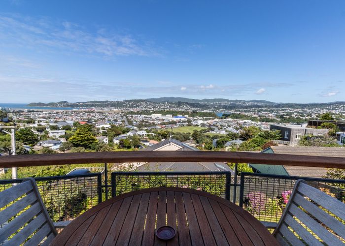  at 131 Seatoun Heights Road, Miramar, Wellington