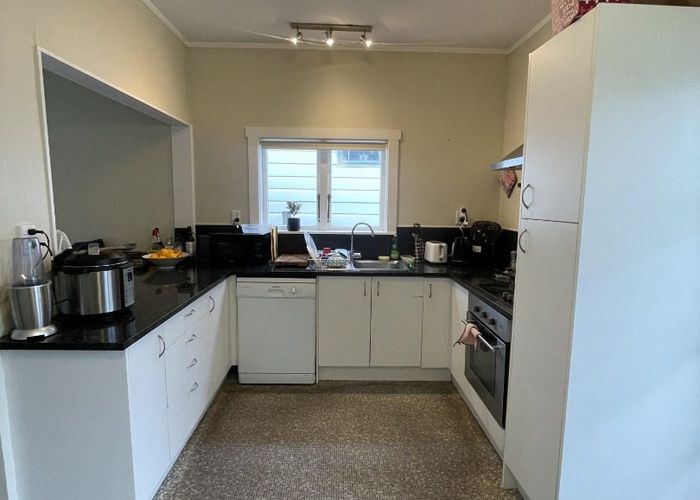  at 75 Herald Street, Berhampore, Wellington