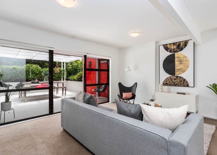  at 2/49 West Tamaki Road, Saint Heliers, Auckland City, Auckland