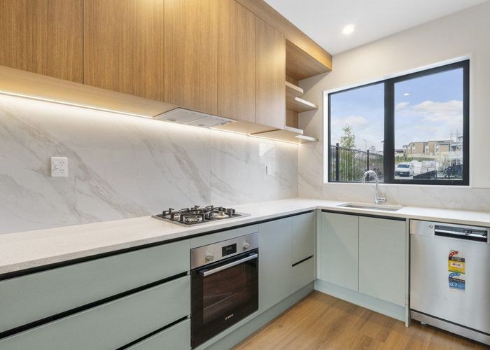  at 22 Kotiu Place, Massey, Waitakere City, Auckland
