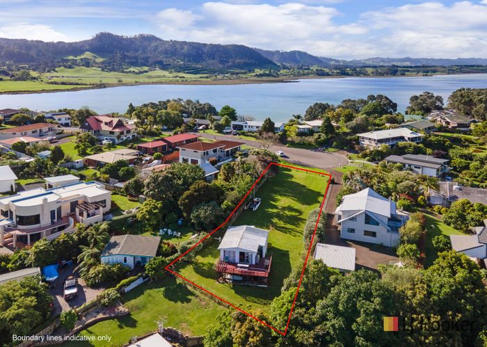  at 16 Giles Way, Tanners Point, Tahawai