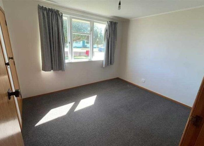  at 12 Gibbons Crescent, Castlecliff, Whanganui, Manawatu / Whanganui