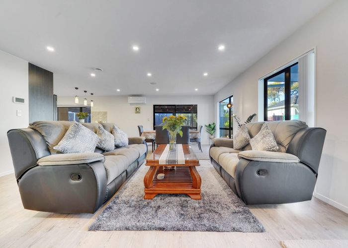  at 11A Gifford Road, Papatoetoe, Auckland