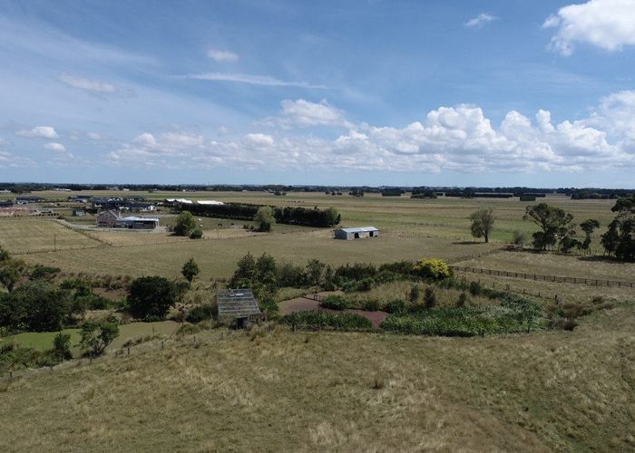  at 392 Colyton Road, Colyton, Feilding