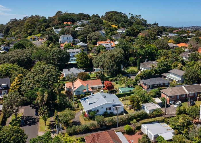  at 7 Stilwell Road, Mount Albert, Auckland