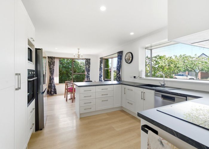  at 8 Addison Place, Halswell, Christchurch City, Canterbury