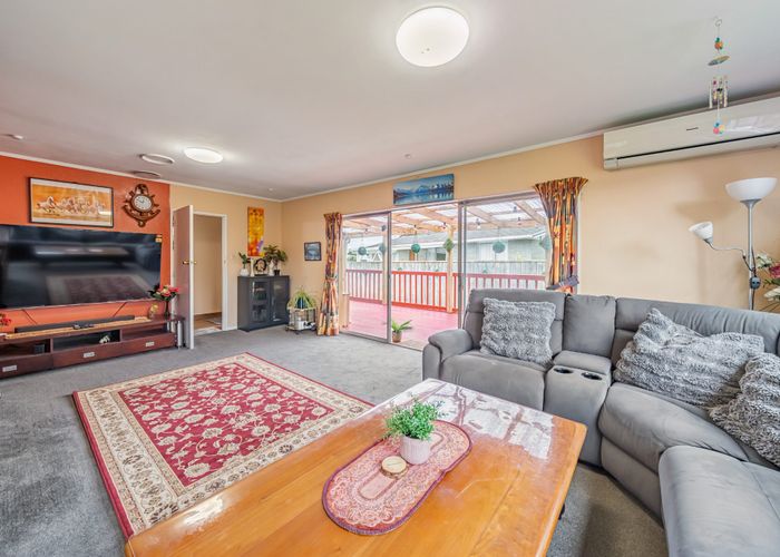  at 71 California Drive, Totara Park, Upper Hutt, Wellington
