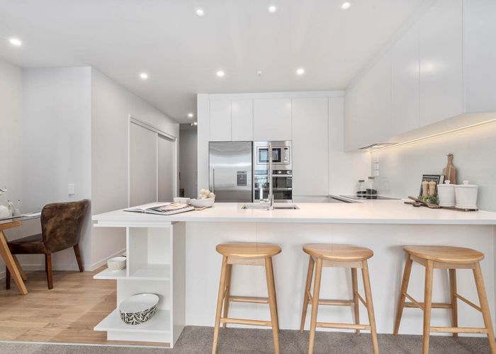  at 104/8a Lake Pupuke Drive, Takapuna, North Shore City, Auckland