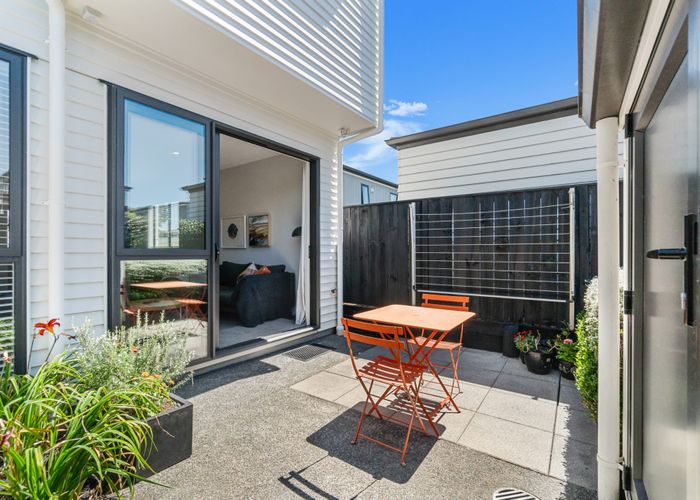  at 44 Fenchurch Street, Glen Innes, Auckland