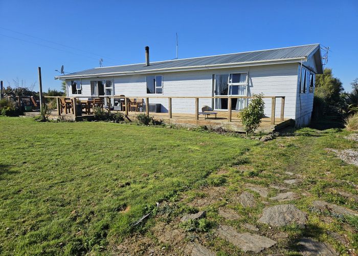  at 153 Romahapa Road, Balclutha, Clutha, Otago