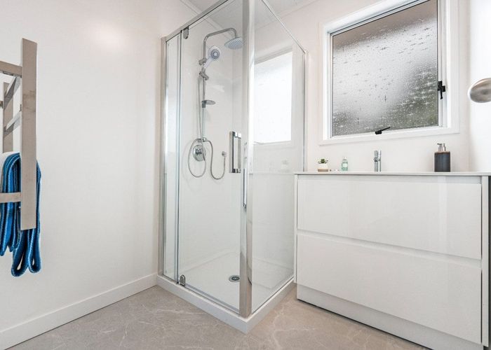  at 11A Murillo Place, Henderson, Waitakere City, Auckland