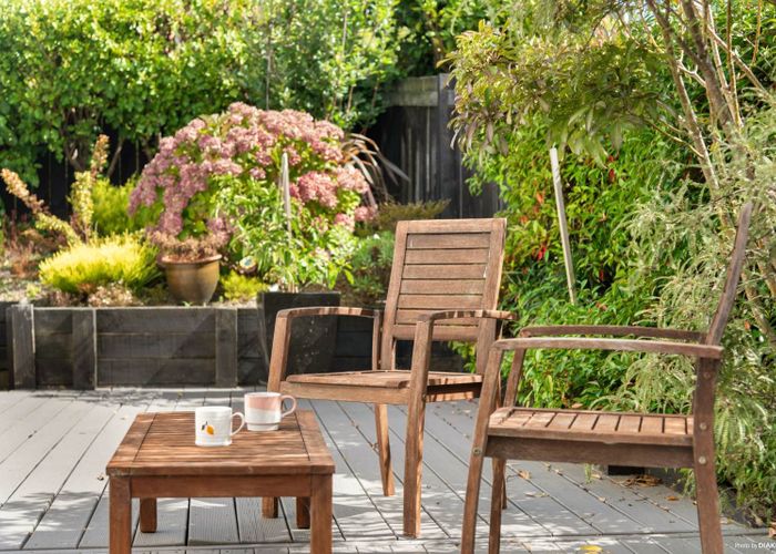  at 2/102 Manhattan Heights, Glendene, Waitakere City, Auckland