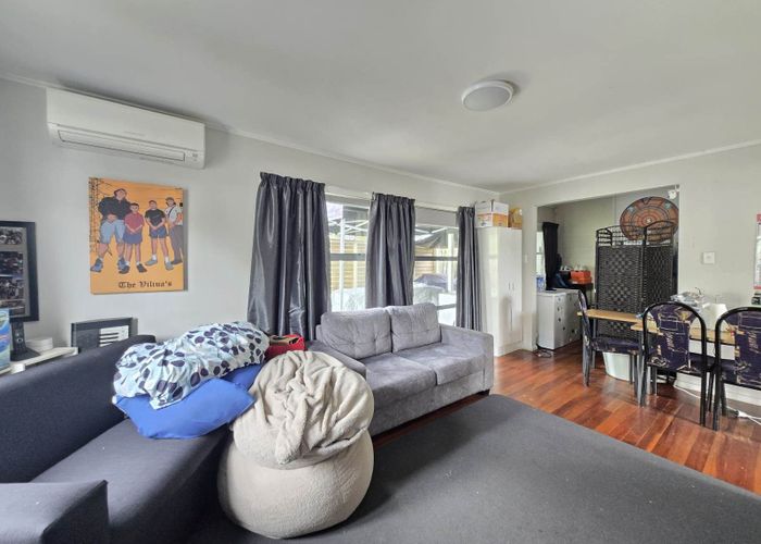  at 2/47 Gilbert Road, Otara, Manukau City, Auckland
