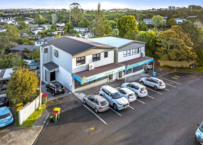  at 12 Laurina Road, Sunnynook, North Shore City, Auckland