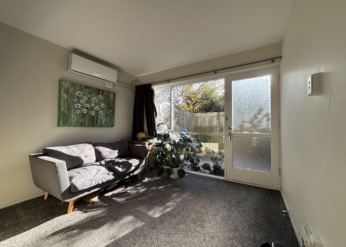  at 4/24 London Street, Richmond, Christchurch City, Canterbury