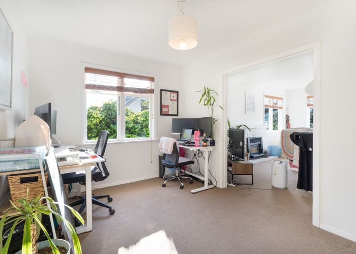  at 22 Lyndfield Lane, Newlands, Wellington, Wellington
