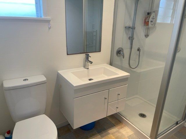  at 2/11 Winscombe Street, Belmont, North Shore City, Auckland