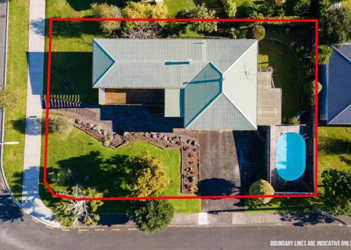  at 18 Lavelle Road, Henderson, Waitakere City, Auckland