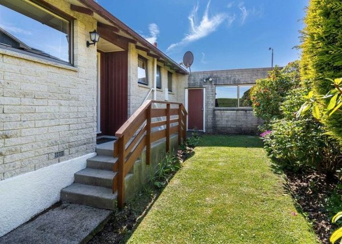  at 240 Larnach Road, Waverley, Dunedin