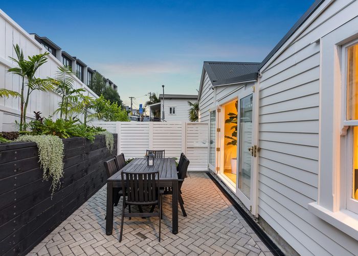  at 9 Waima Street, Grey Lynn, Auckland City, Auckland