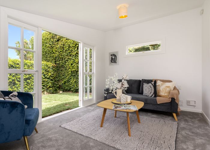  at 9 Waima Street, Grey Lynn, Auckland