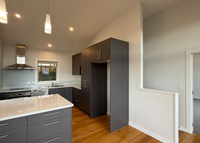  at 5/4 Harmans Rd, Lyttelton, Banks Peninsula, Canterbury