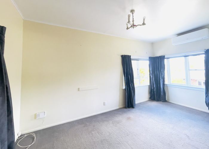  at 1/12 Tahi Terrace, Glen Eden, Waitakere City, Auckland