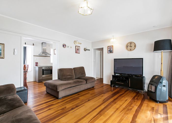  at 1/166 Clevedon Road, Papakura, Papakura